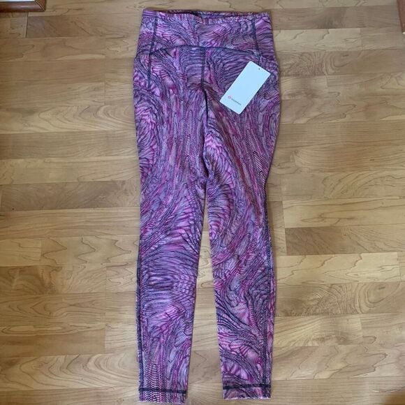 Lululemon Swift Speed High-Rise Tight 28" size 2 - Picture 4 of 6